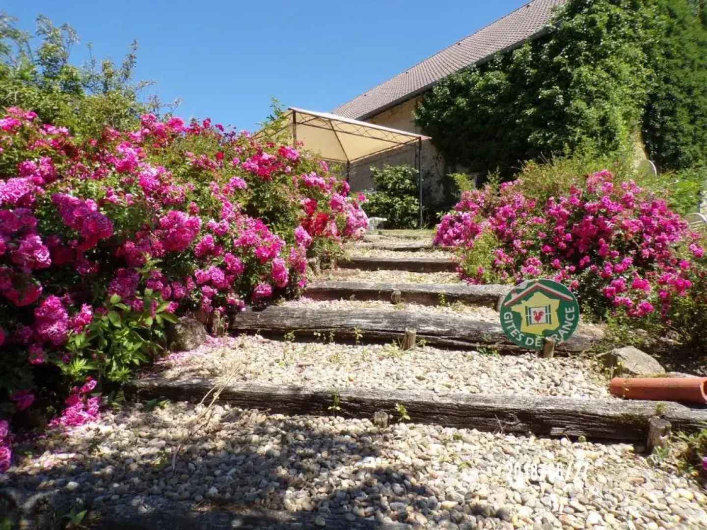 Gîte Noyant-d'Allier, 4 pièces, 9 personnes - FR-1-489-225