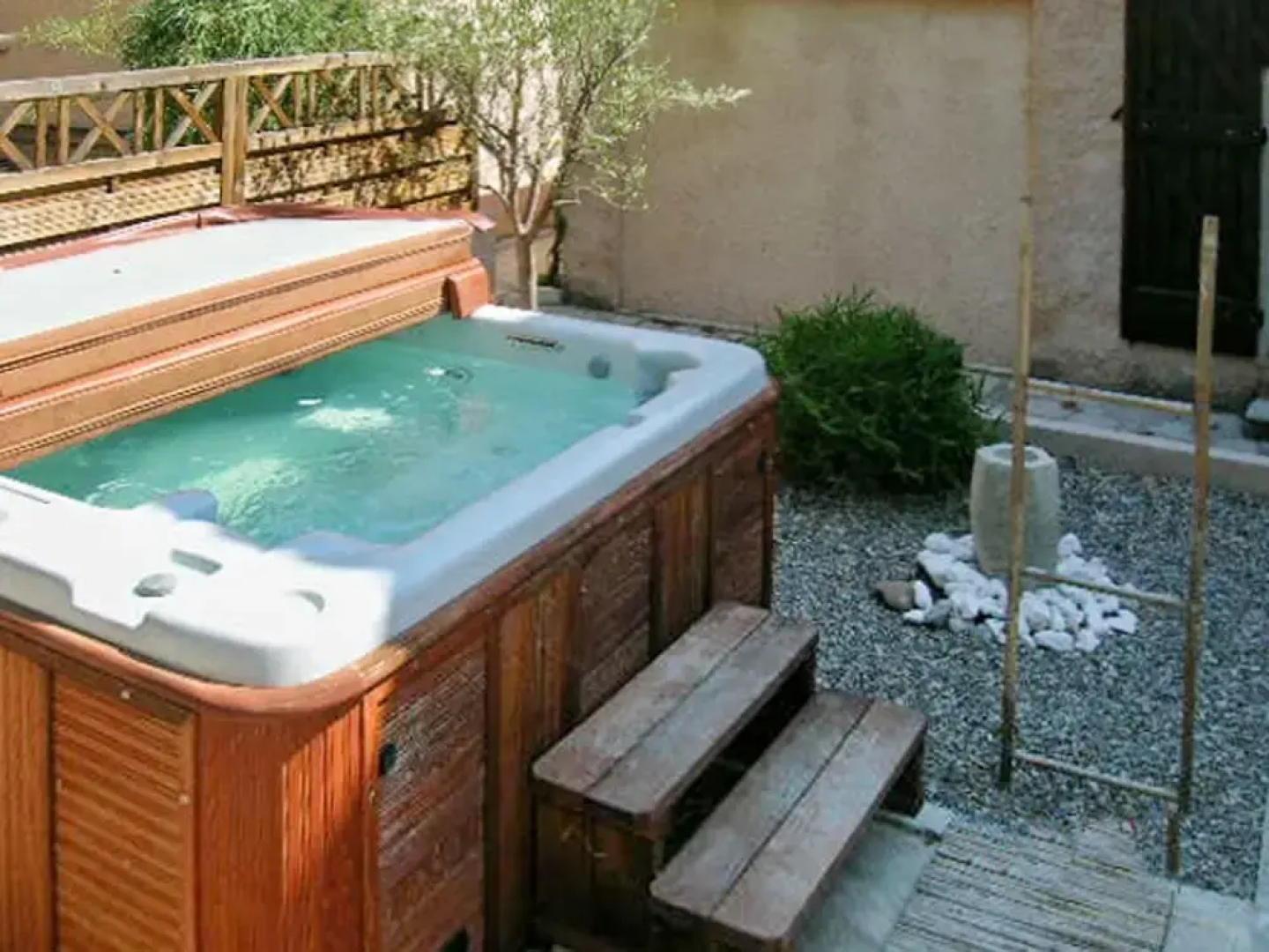 House With 2 Bedrooms in Bagnols-en-forêt, With Wonderful Mountain Vie