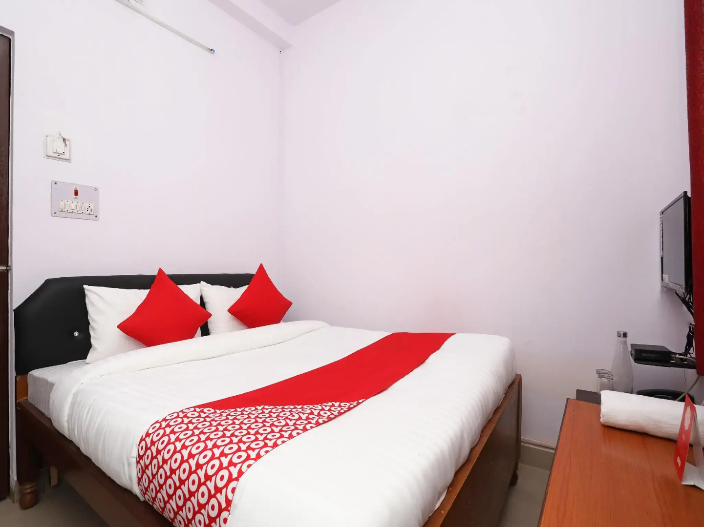 Collection O 30922 Hotel Aditya Inn