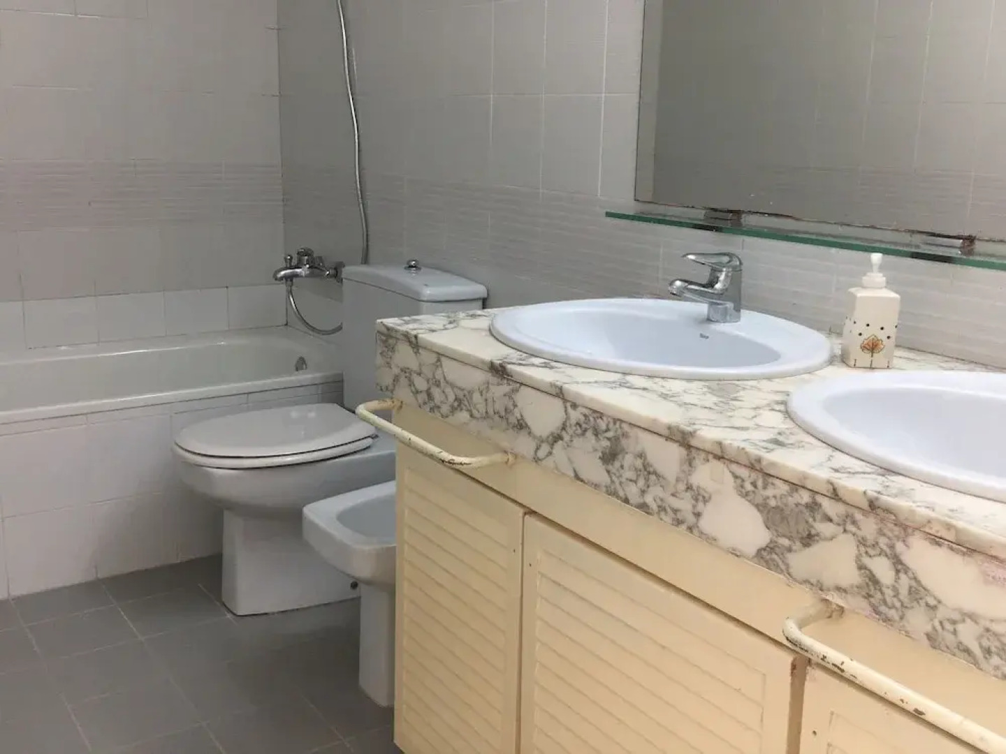 Kahakai Beach Apartments