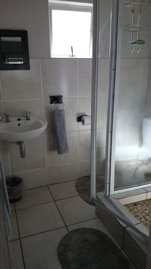 At Eezzze Riversway Self Catering