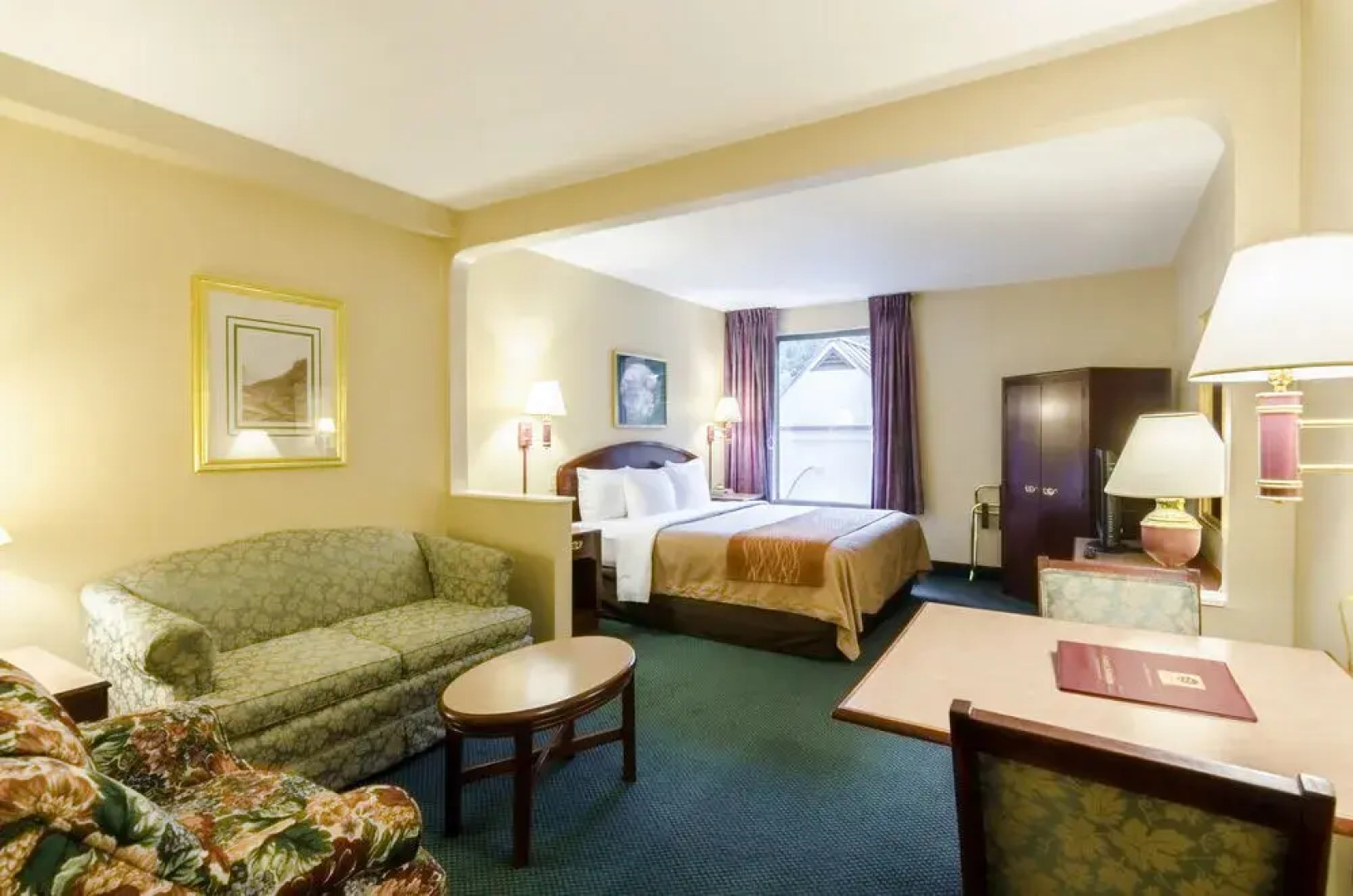 Comfort Inn & Suites