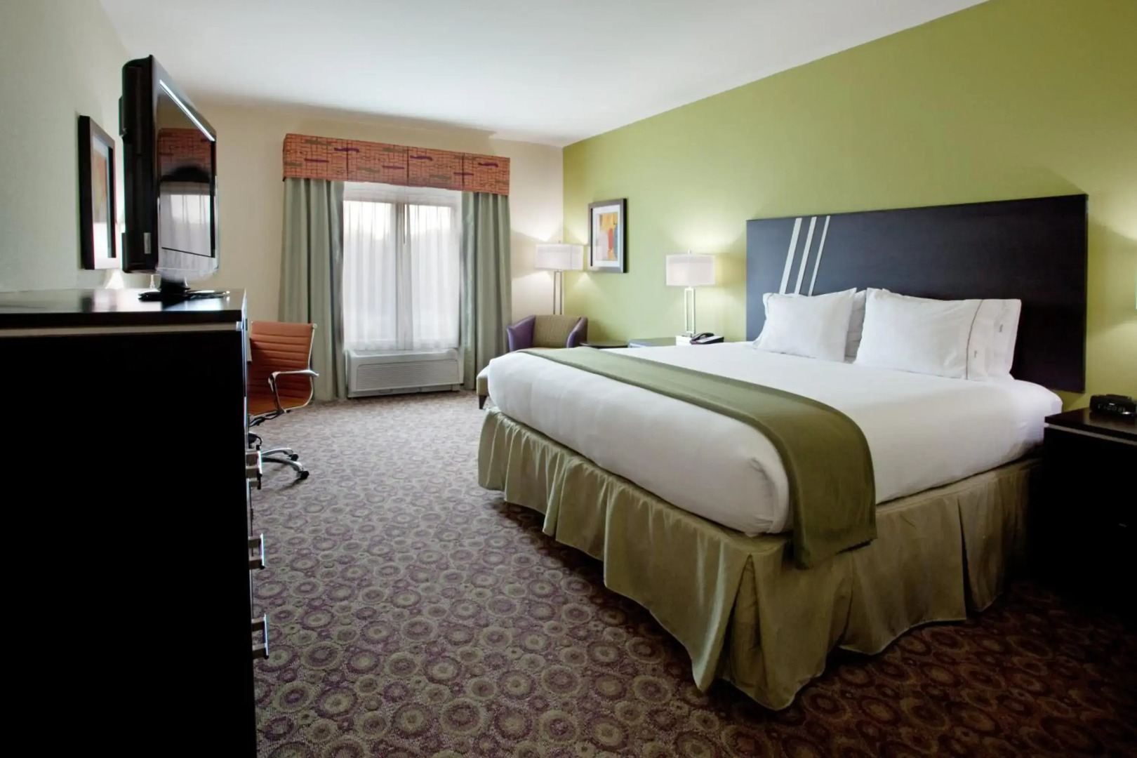 Holiday Inn Express & Suites Clemson by IHG