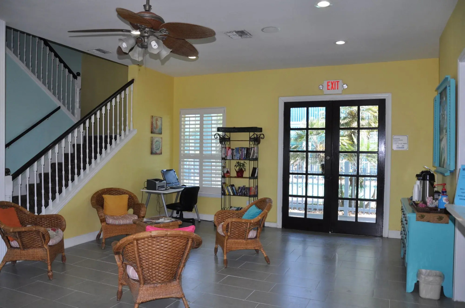 Plantation Suites & Conference Center