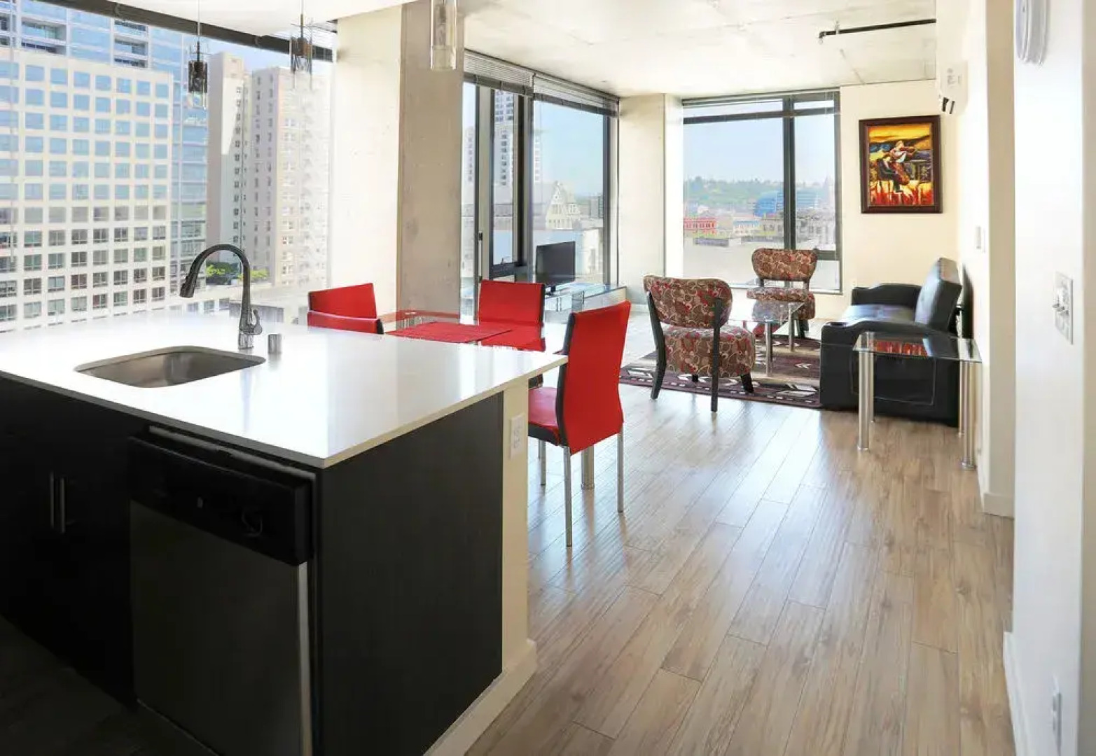 Ginosi Seattle Apartel