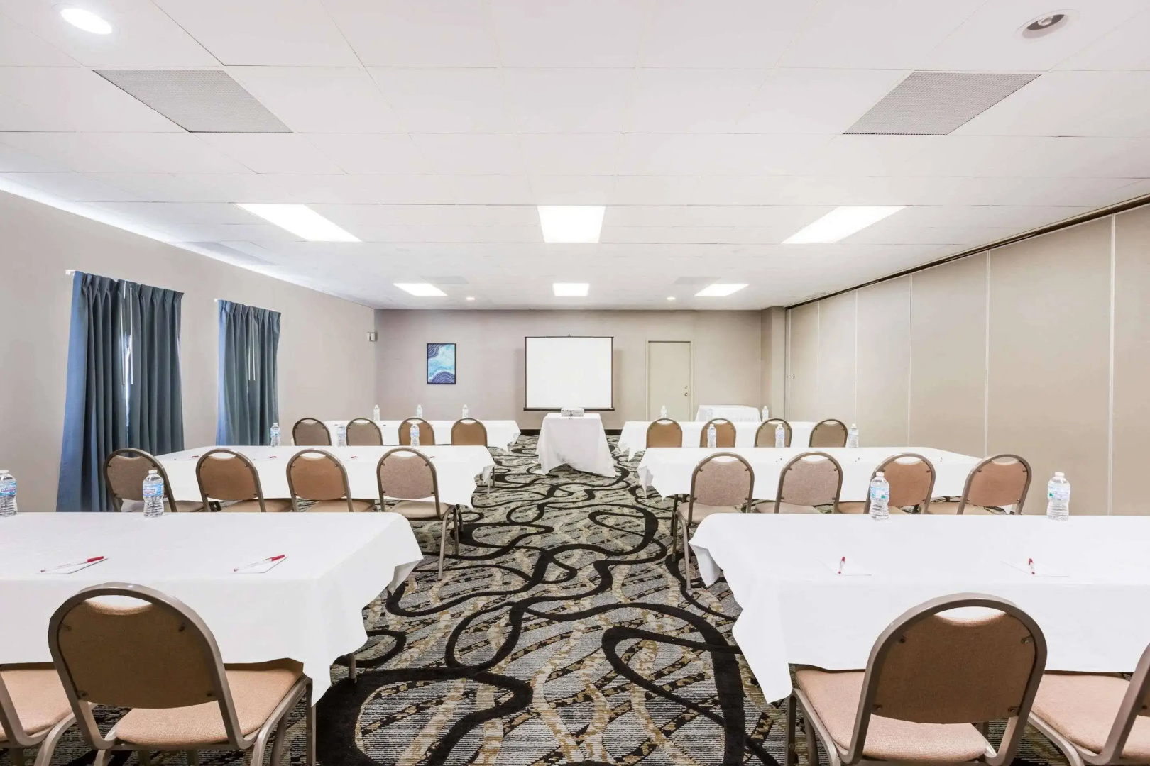Ramada Ankeny