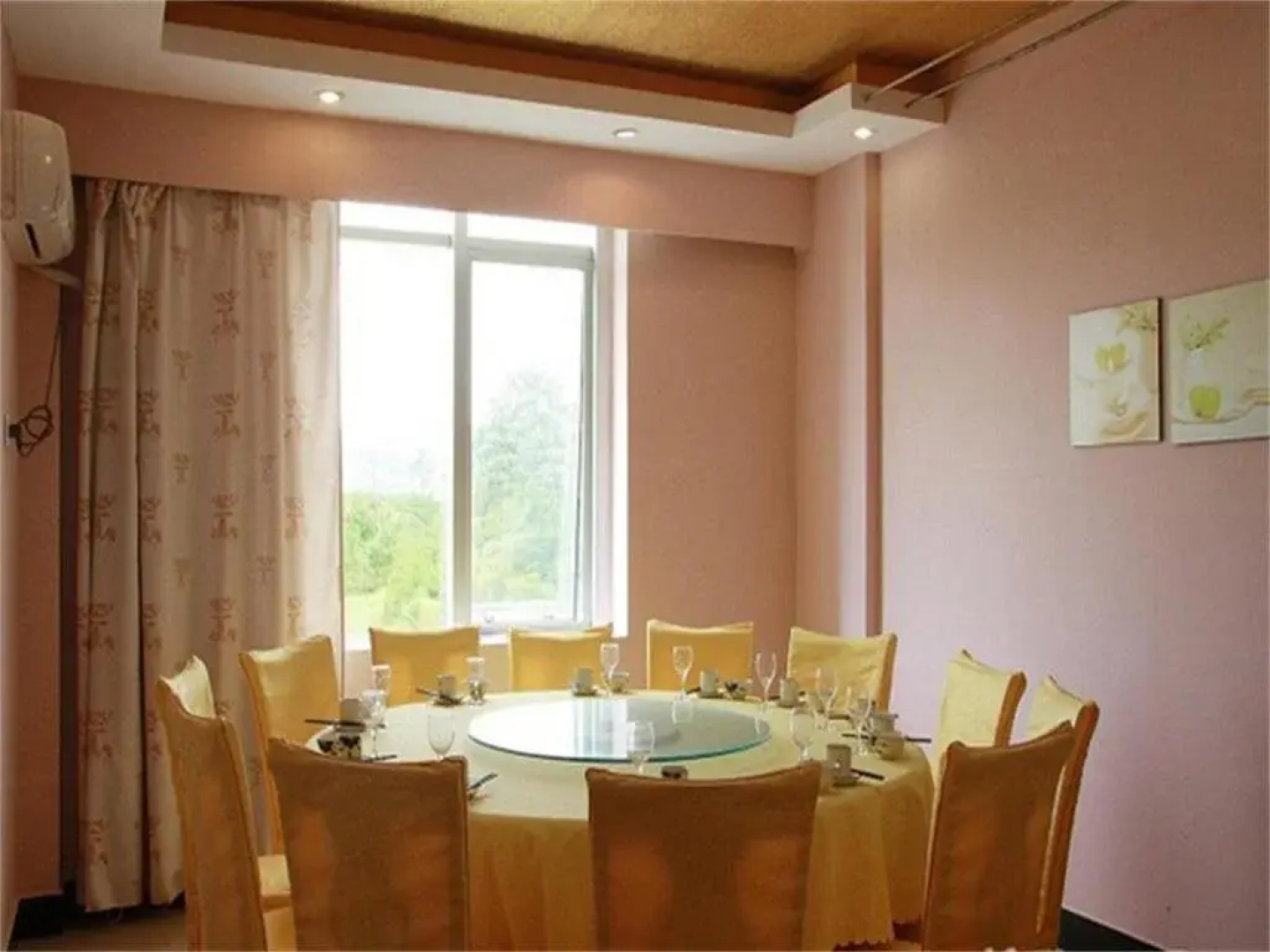 Manjianghong Hotel