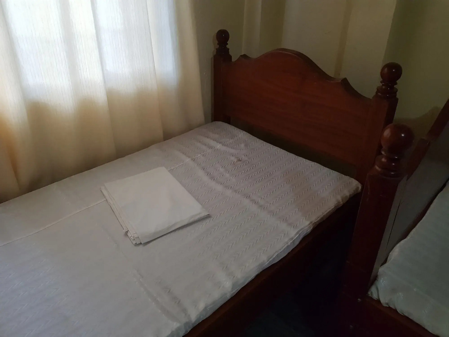 DOXA Transient House