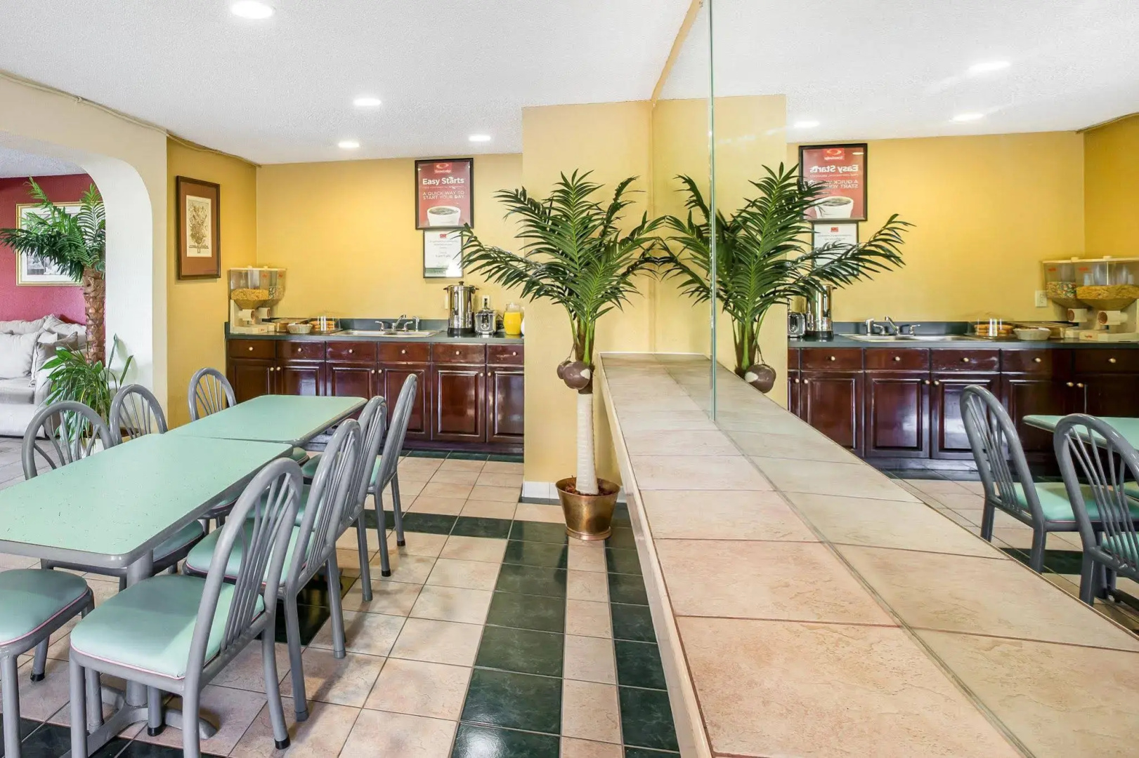Econo Lodge Union City - Atlanta South