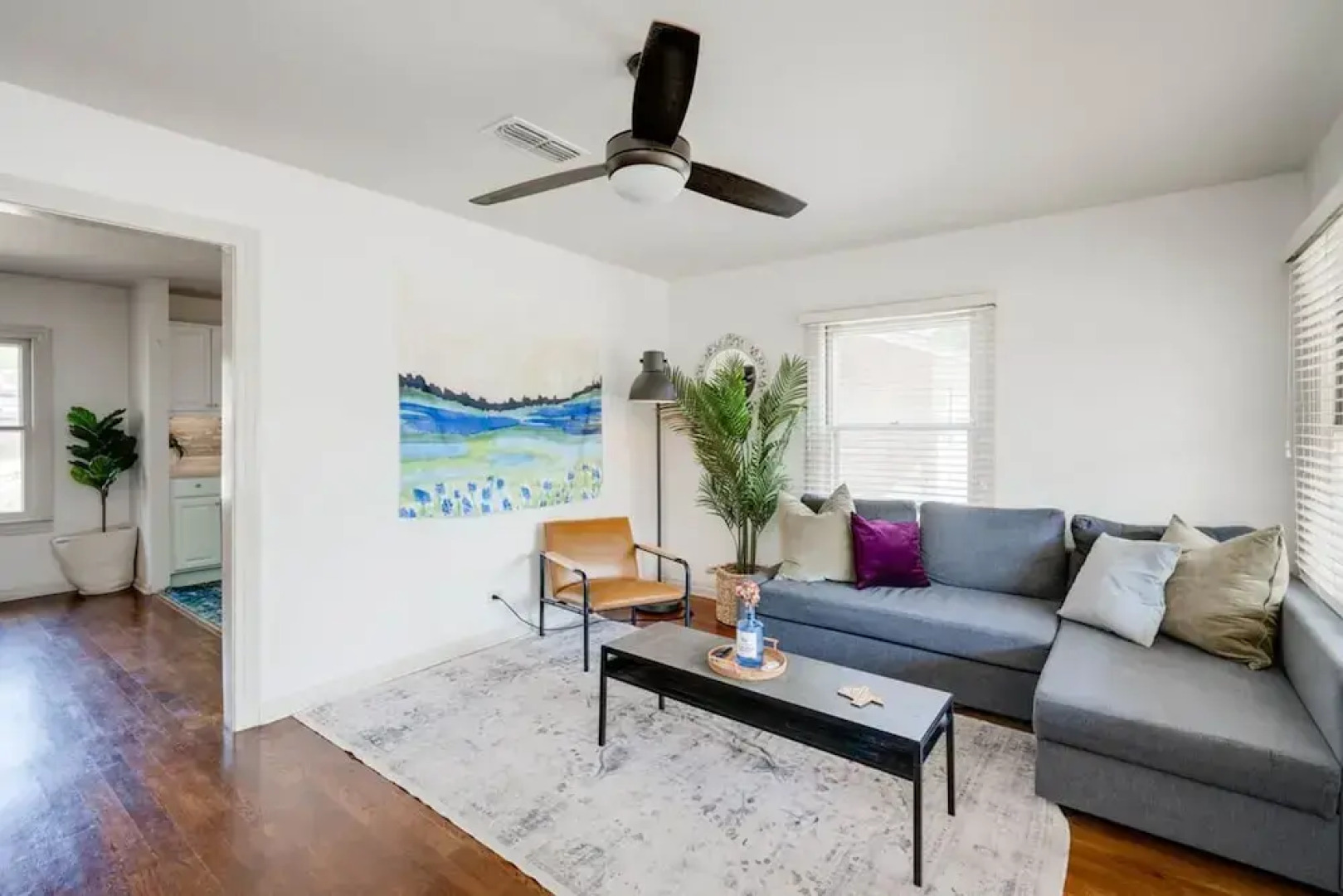 8b 4b Nearby Pool Blanco Wine Trail Town sq