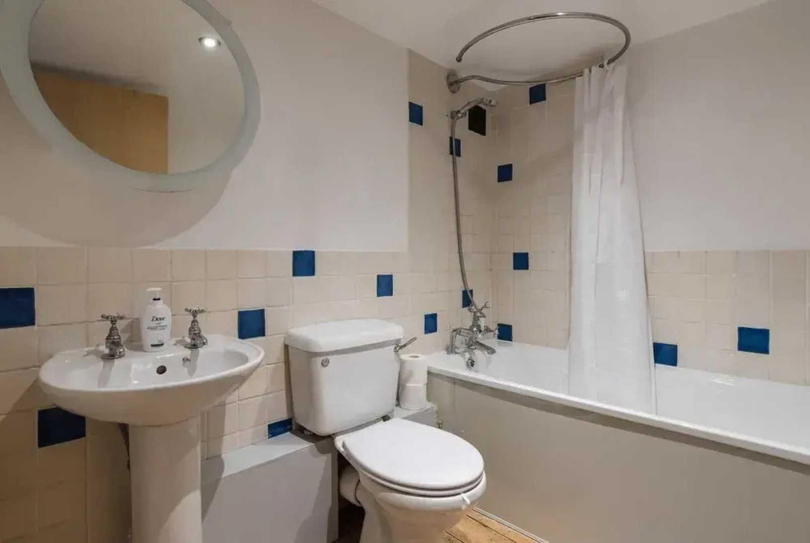 The old seamans mission