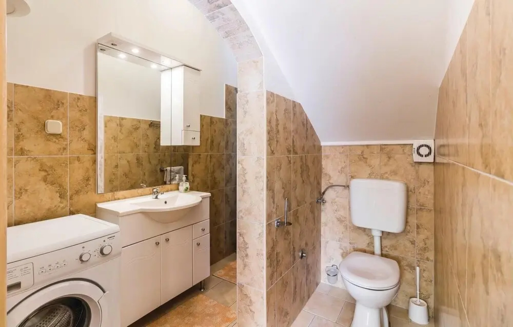 Awesome Apartment in Pula With 2 Bedrooms and Wifi