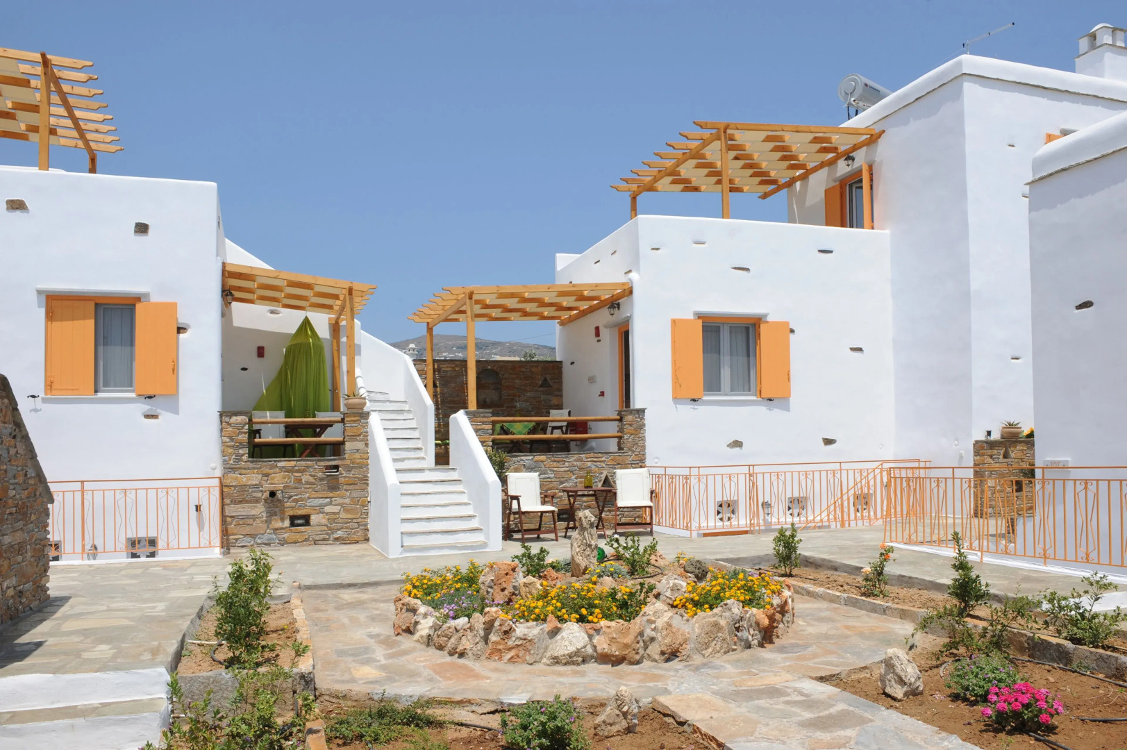 Aigaio Studios Tinos