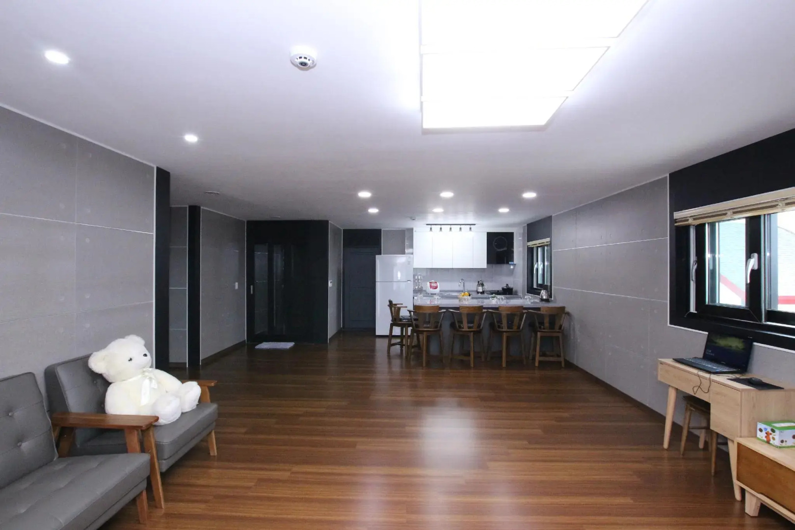 Uljin blue ara B pension