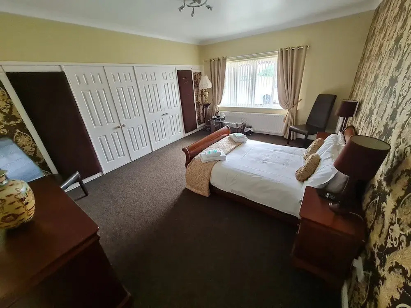 The Mayfair Lodge  Family Suite