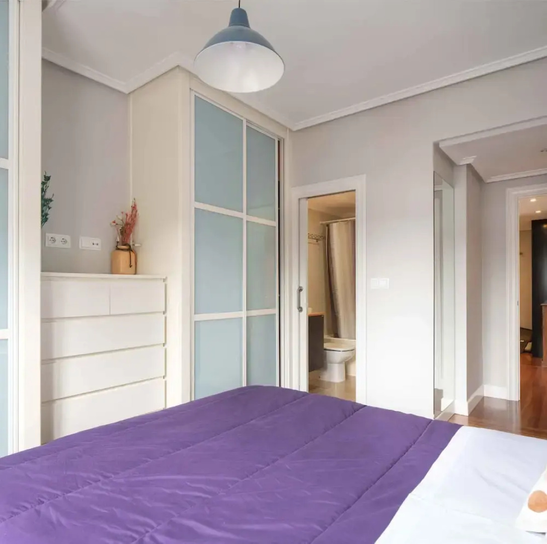 Bilbao By The Sea Ii