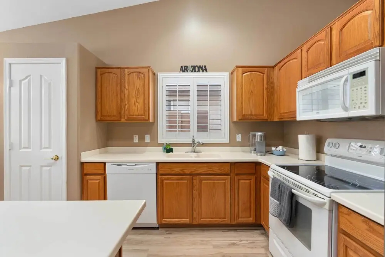 Sunny San Tan Valley Home w/ Backyard Oasis!