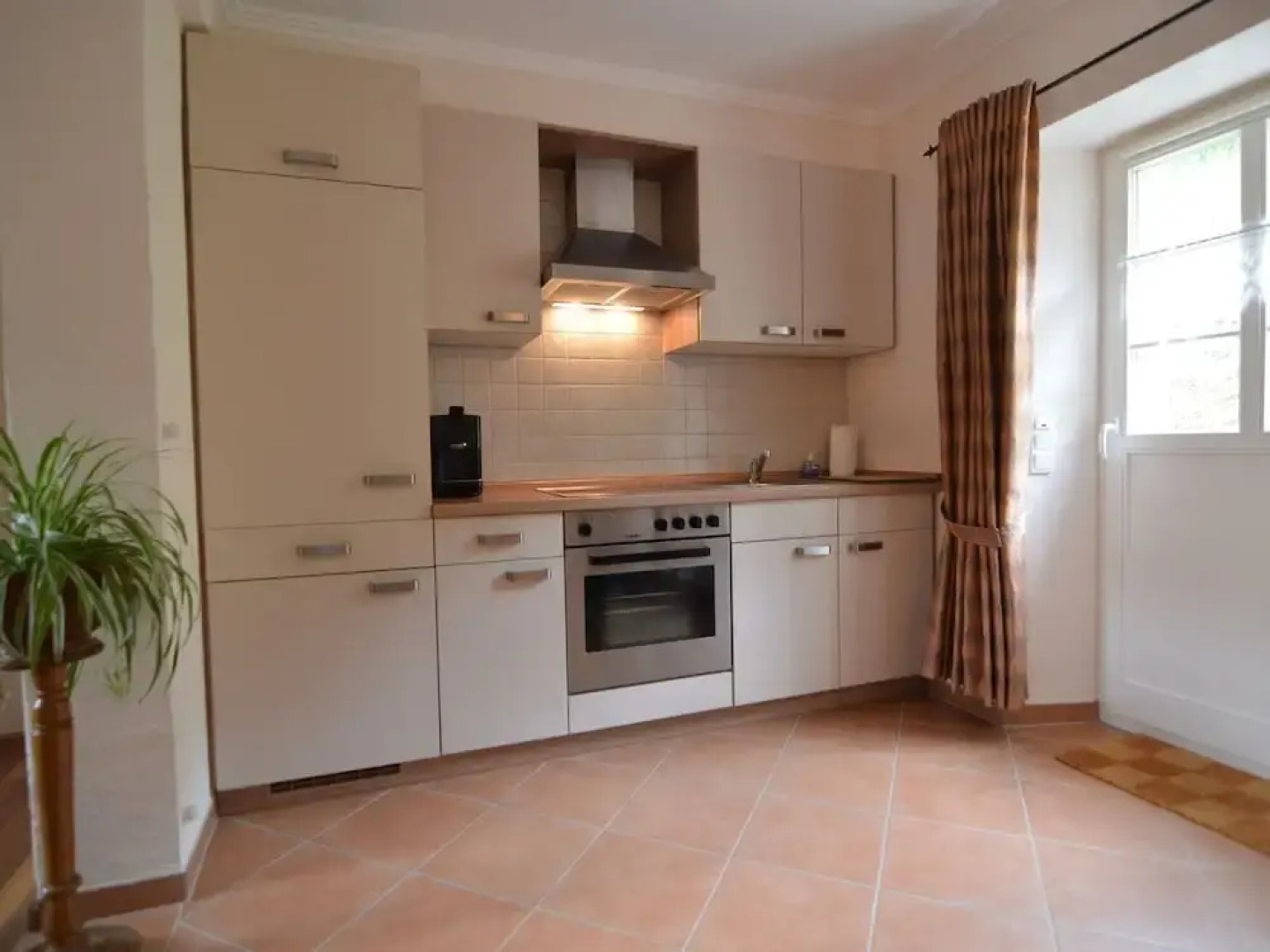 Peaceful Apartment in Plütscheid Eifel near Forest