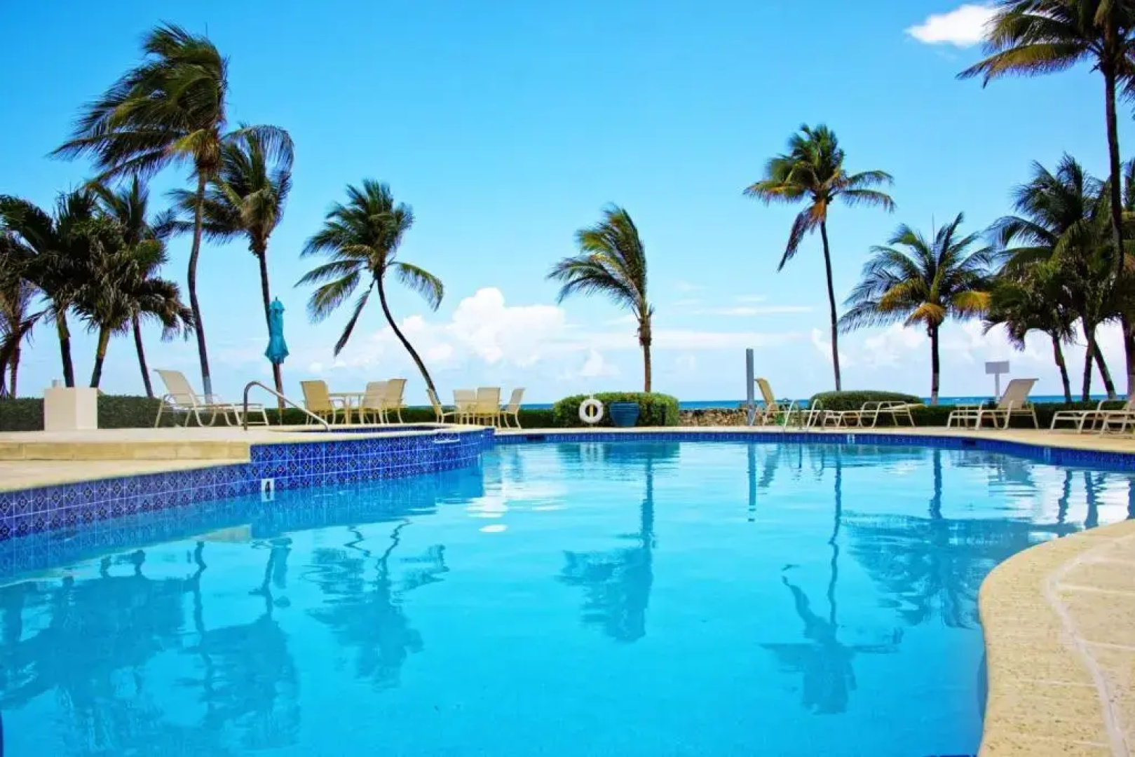 Villas Pappagallo by Cayman Villas
