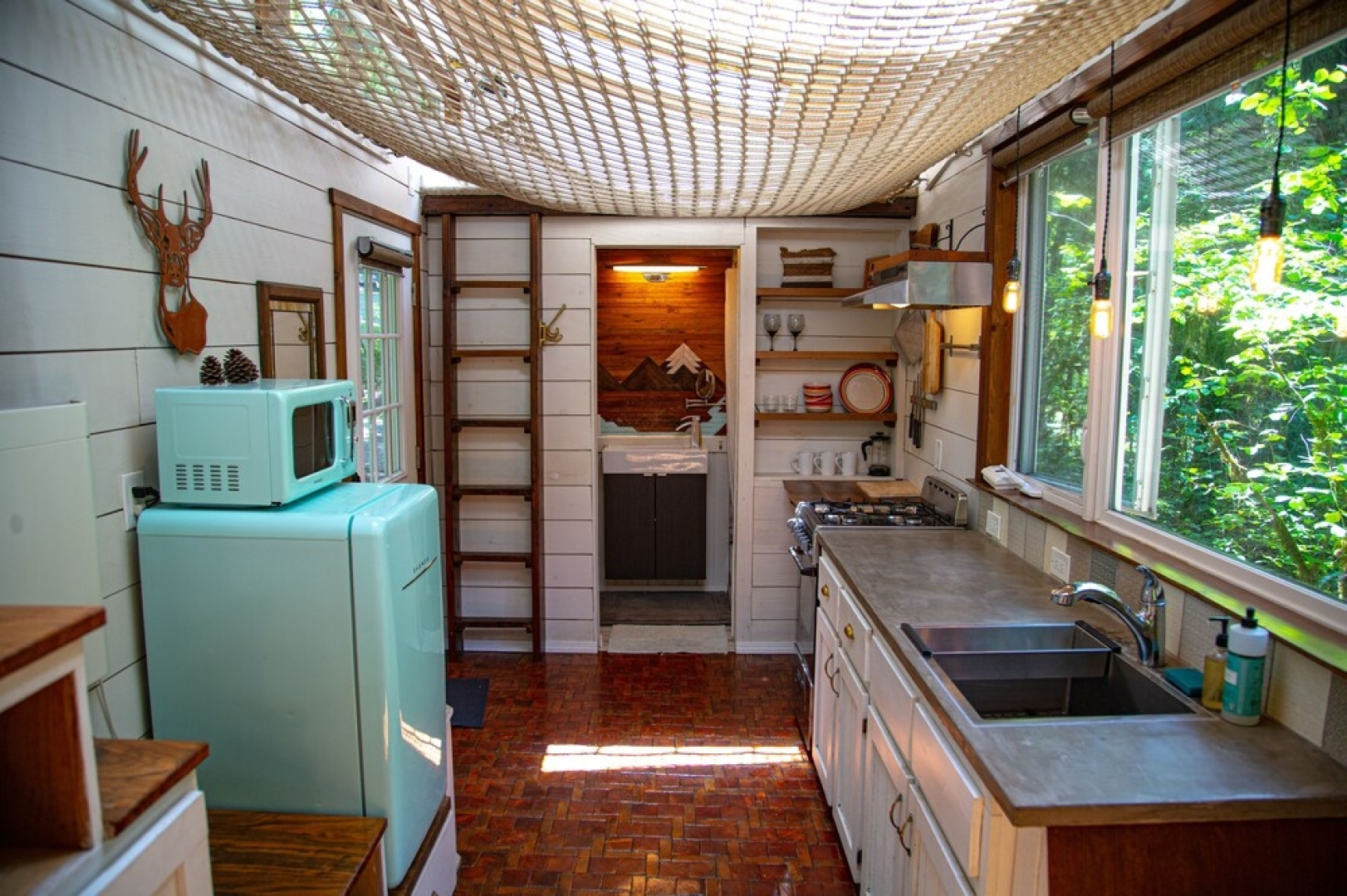 Trout Creek Wilderness Lodge