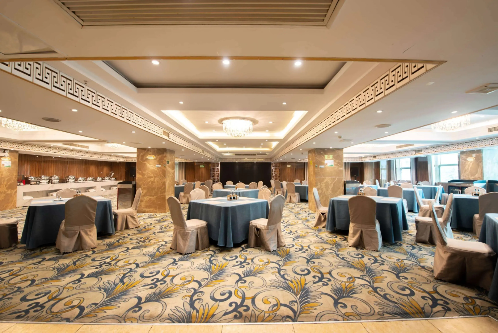 Ramada by Wyndham Encore Kaili West