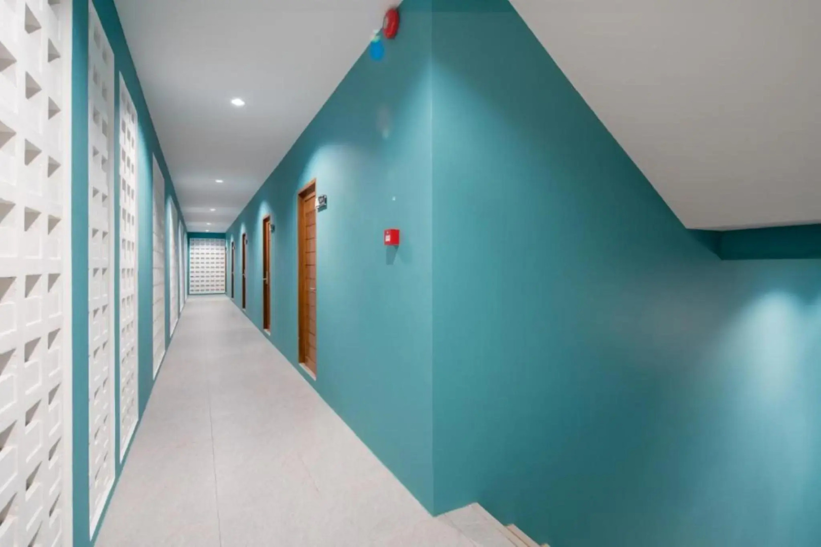 Peace Blue Naiharn Naturist Resort Phuket