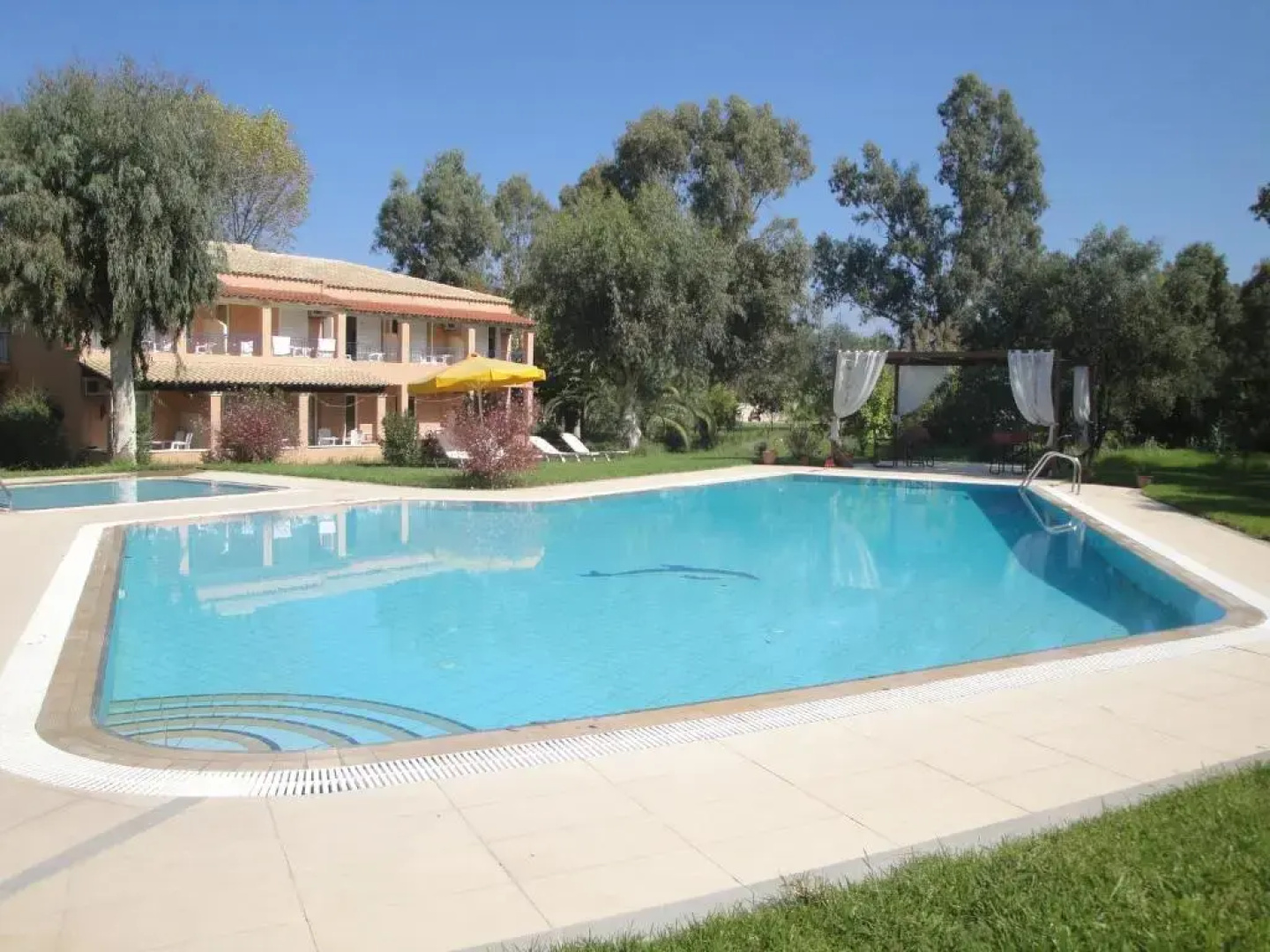 Tellis Holiday Rooms