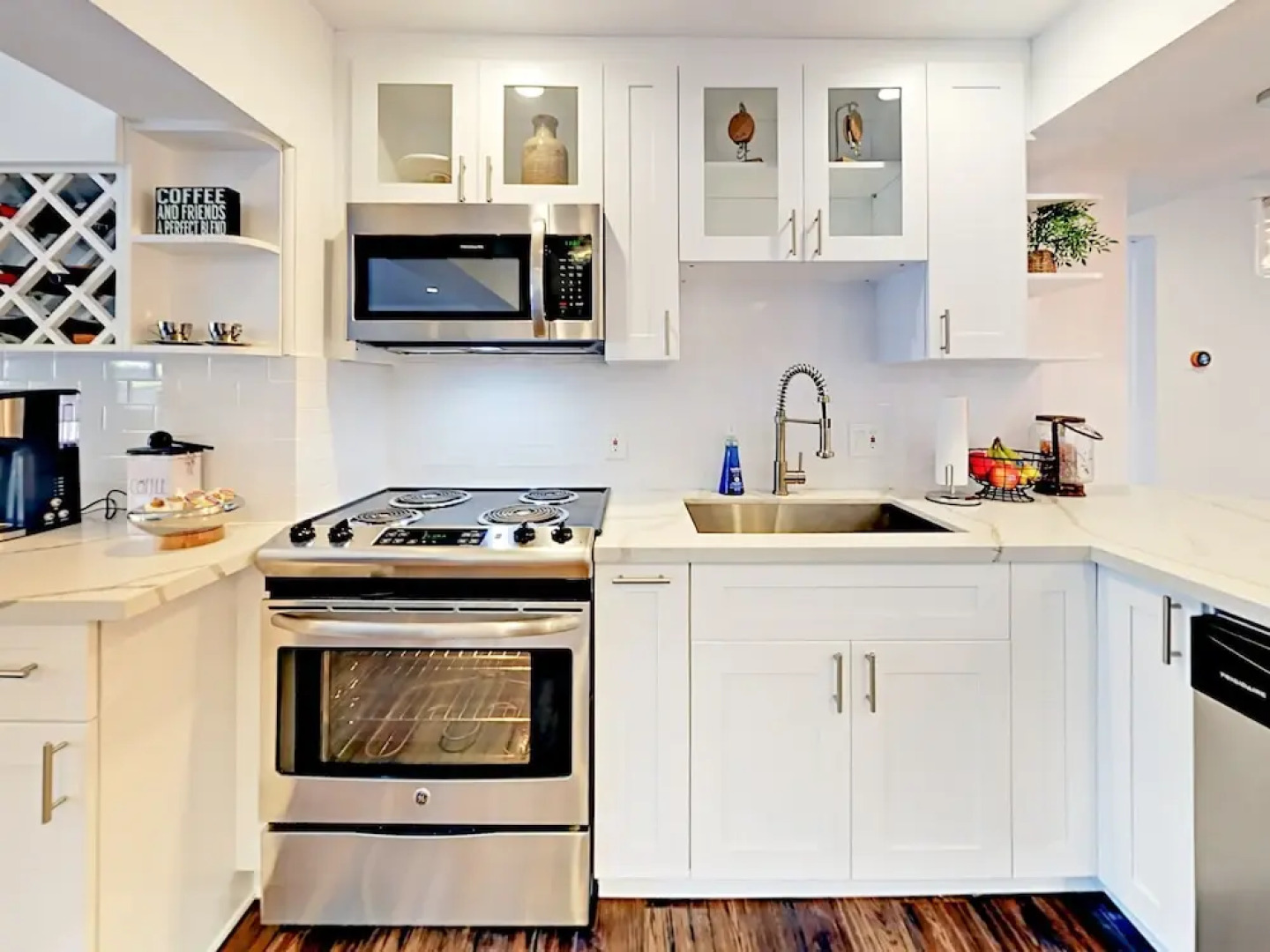 Bohemian Beach House - 3 Br Home