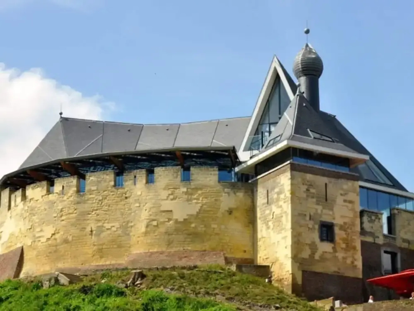 Authentic Holiday Home With a Garden