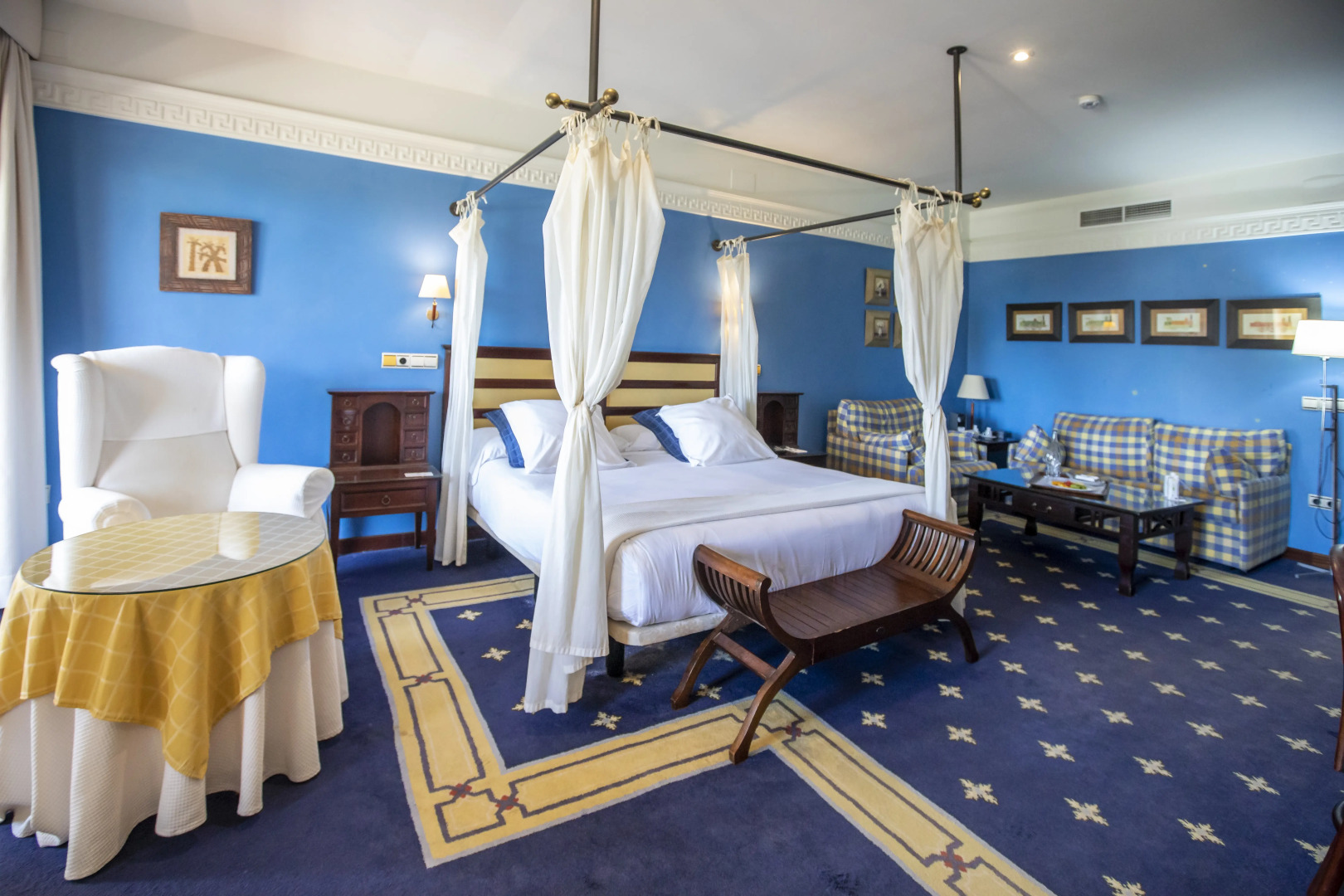 Soho Boutique Vistahermosa