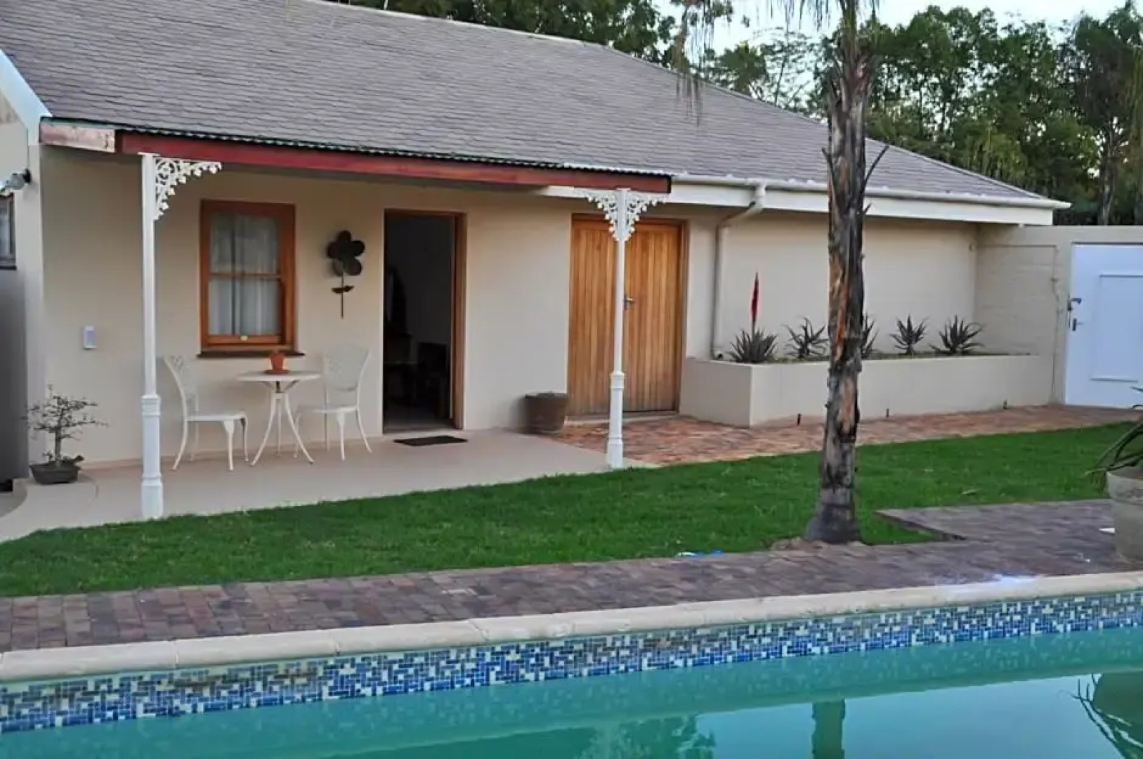Clan Court Guesthouse