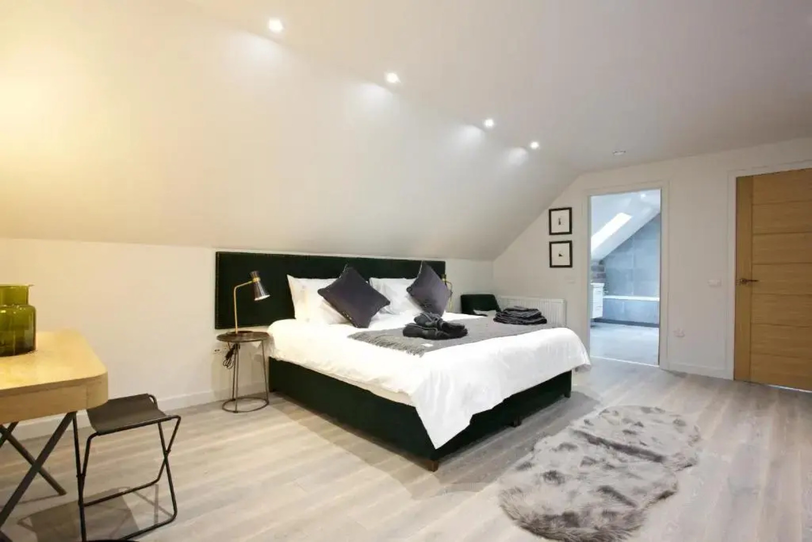 LOCH TAY HIGHLAND LODGES and GLAMPING PARK