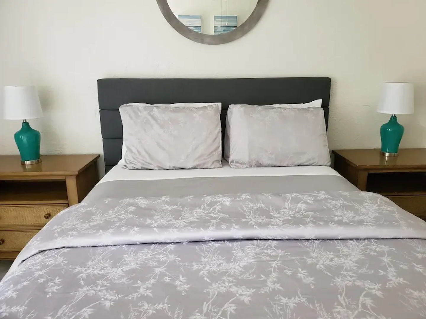 4145 By The Sea Inn & Suites