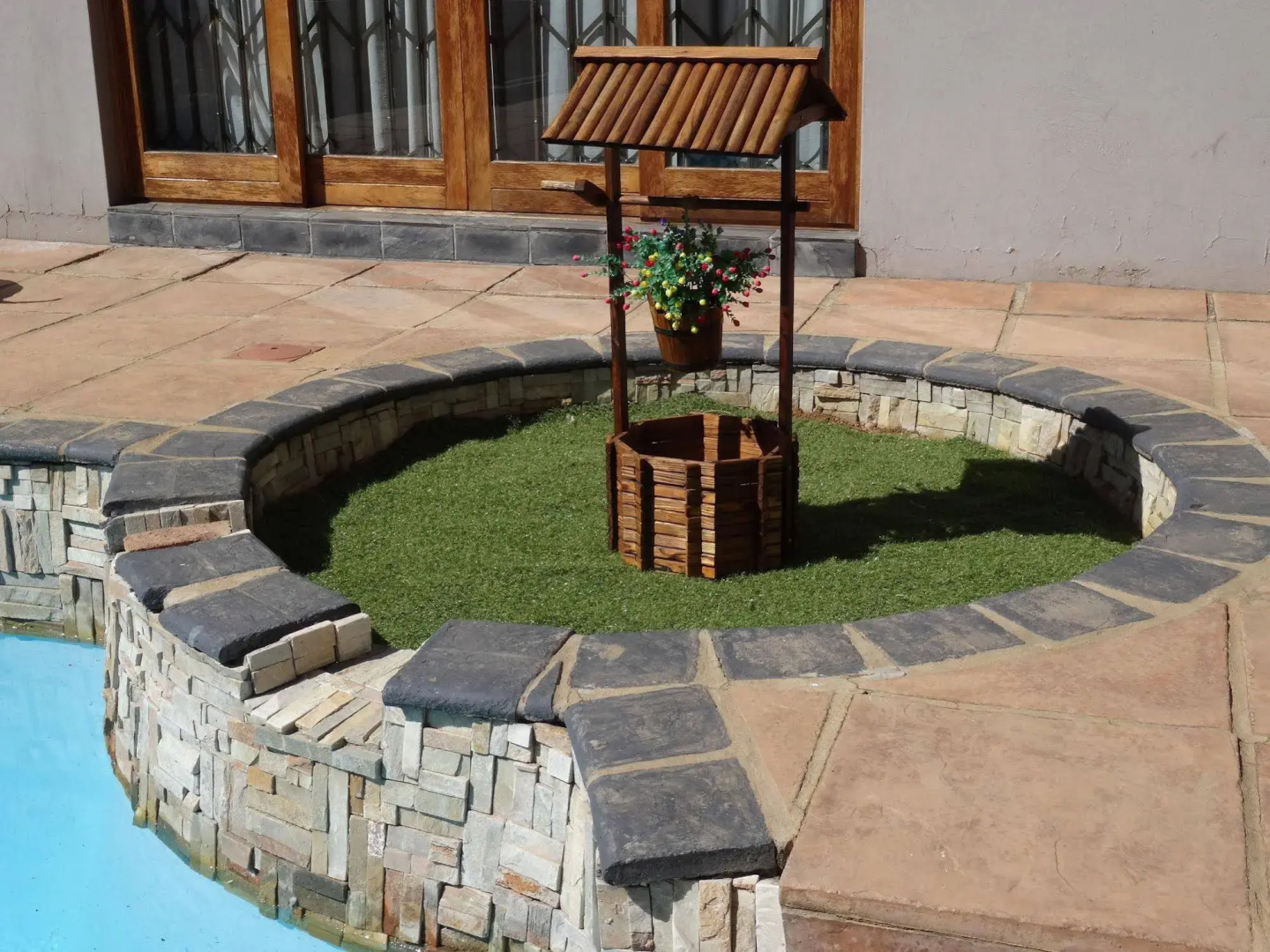 Abafazi Guest House
