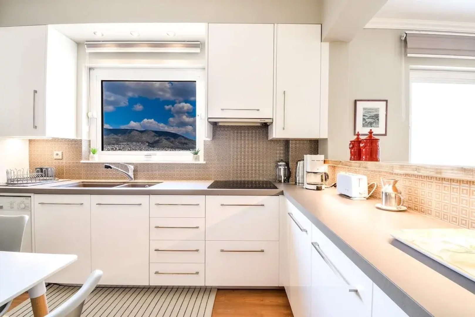 Alimos Luxury 3 Bd Apt w Stunning Views