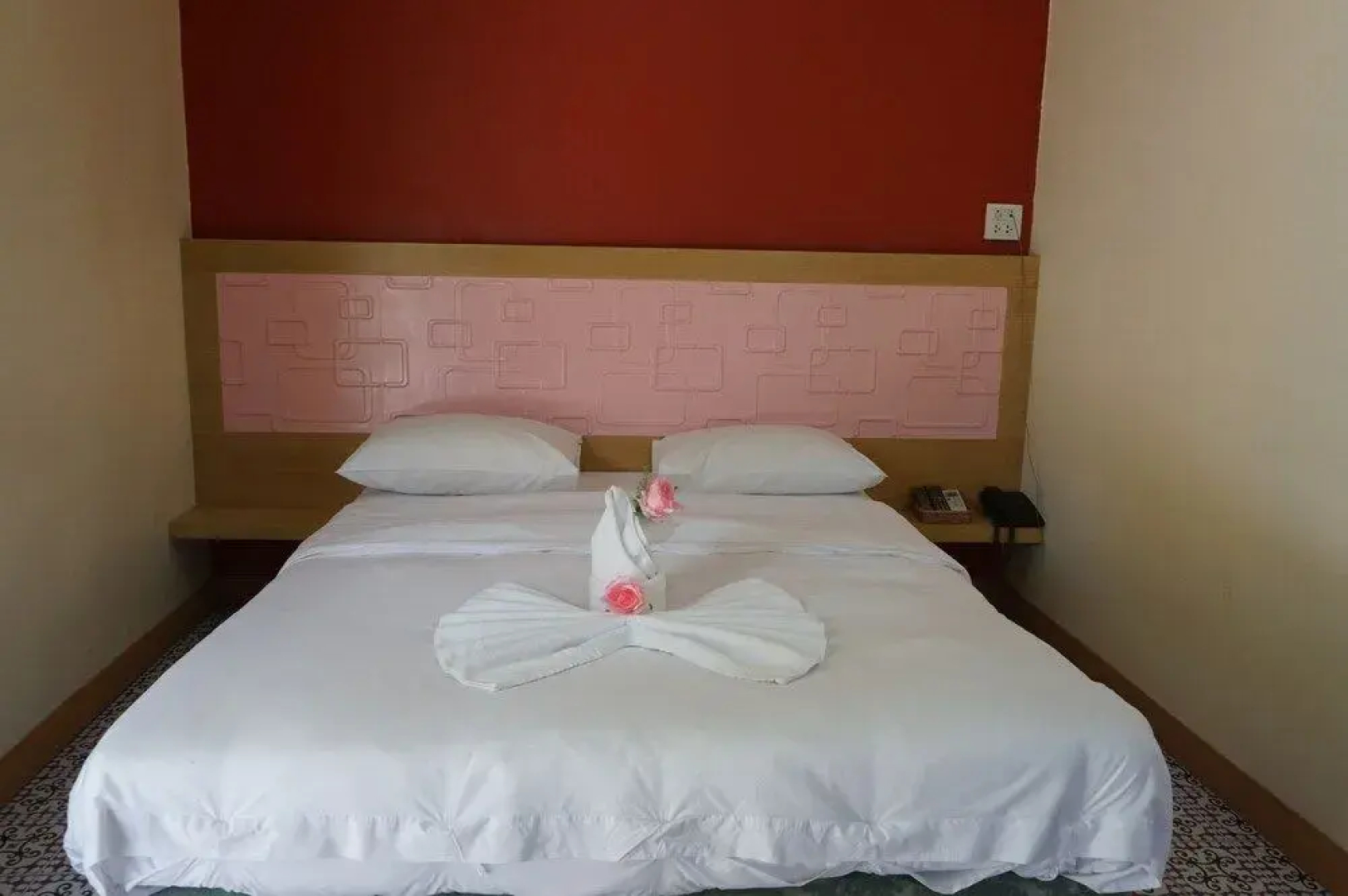 The Loom Resort Thung Song