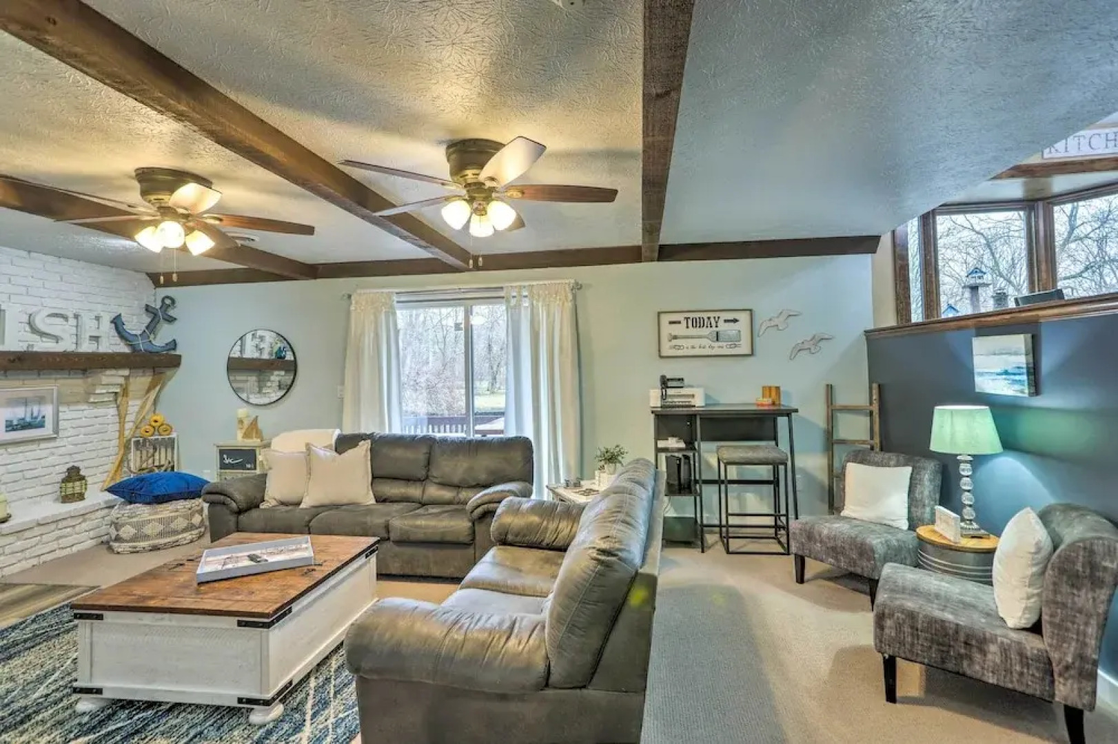 Vermilion River Home w/ Hot Tub & Private Dock!