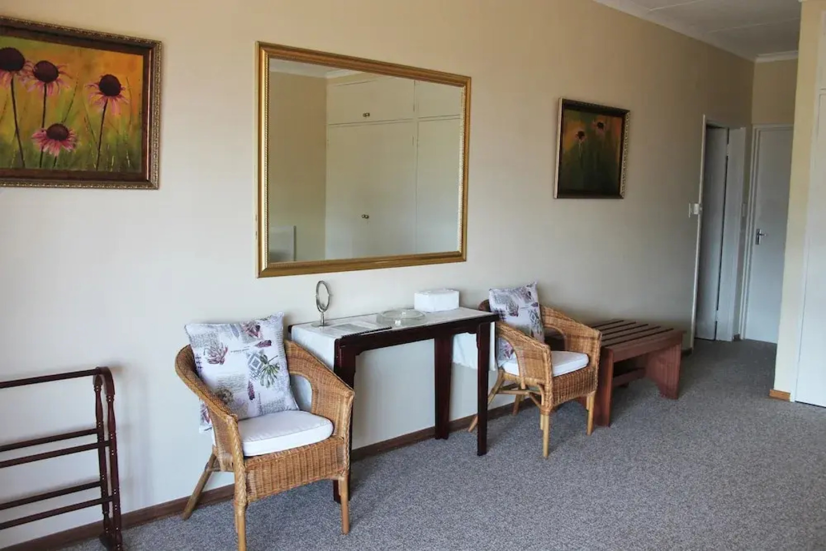 Hillwatering Country House