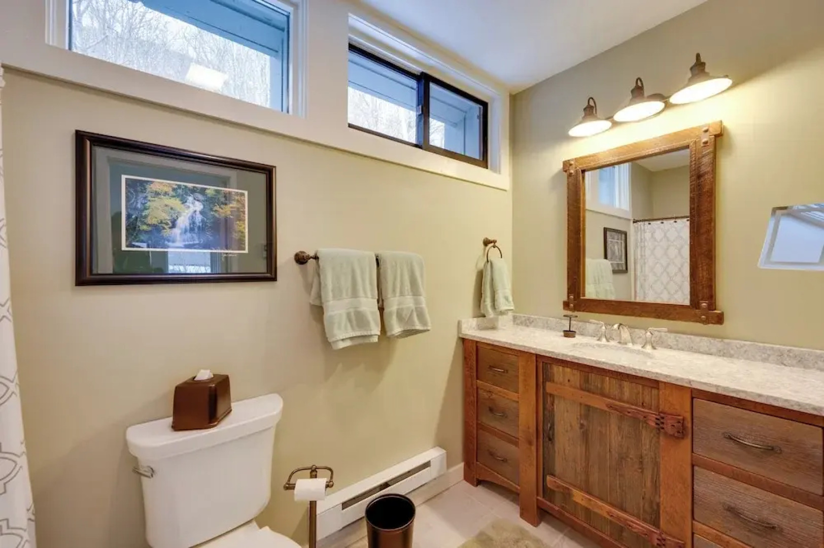 Lincoln Condo w/ Balcony & View < 2 Mi to Loon Mtn