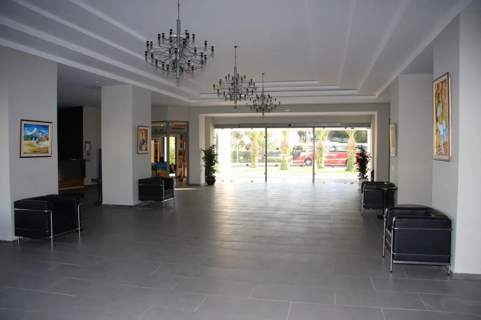 Hotel Tropicana Club & Spa