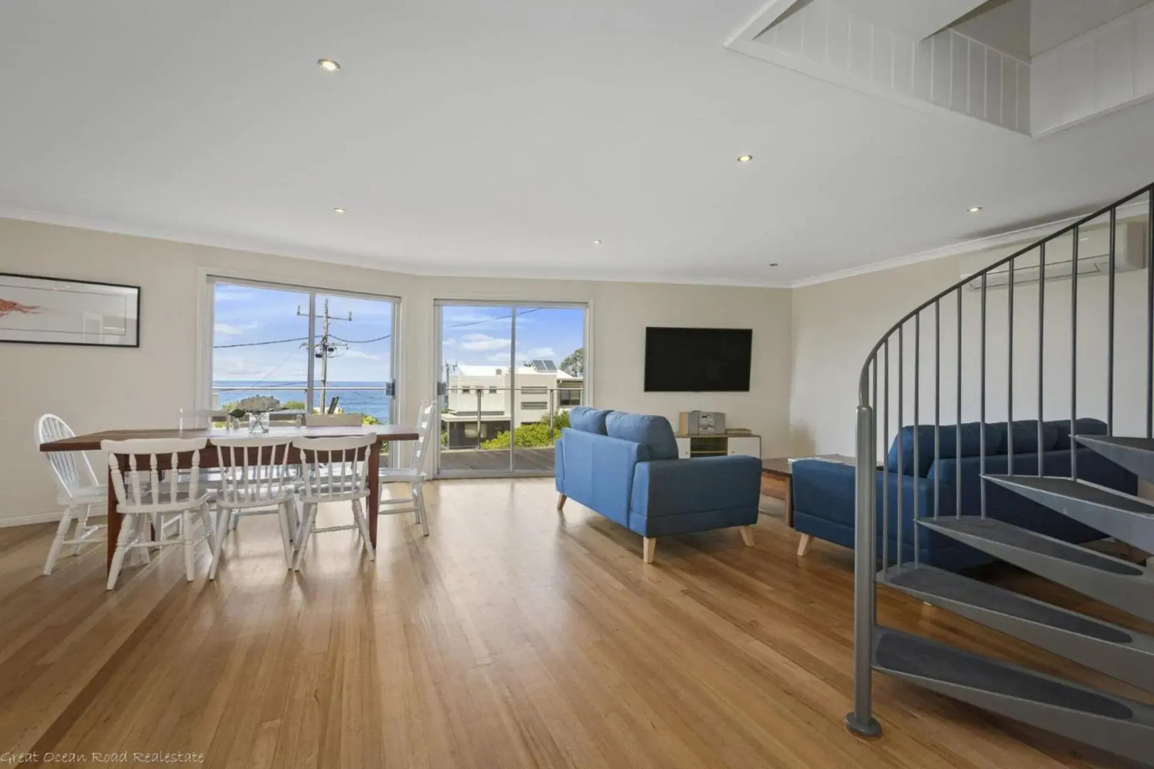 Sea Sunrise Ocean Views and Walk To Beach