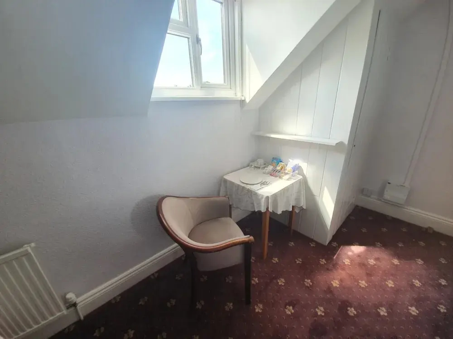 Dove Court Mini Lodge