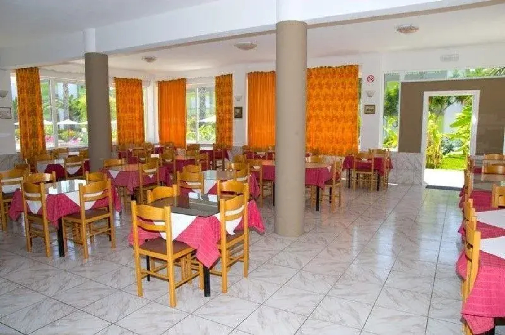 Giakalis Aparthotel