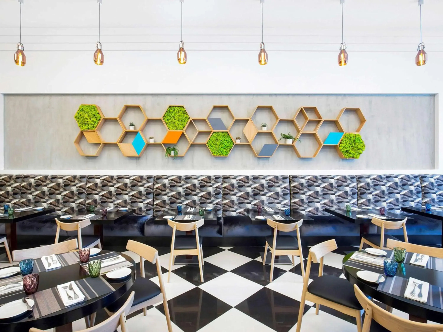 Отель ibis Deira Creekside Dubai
