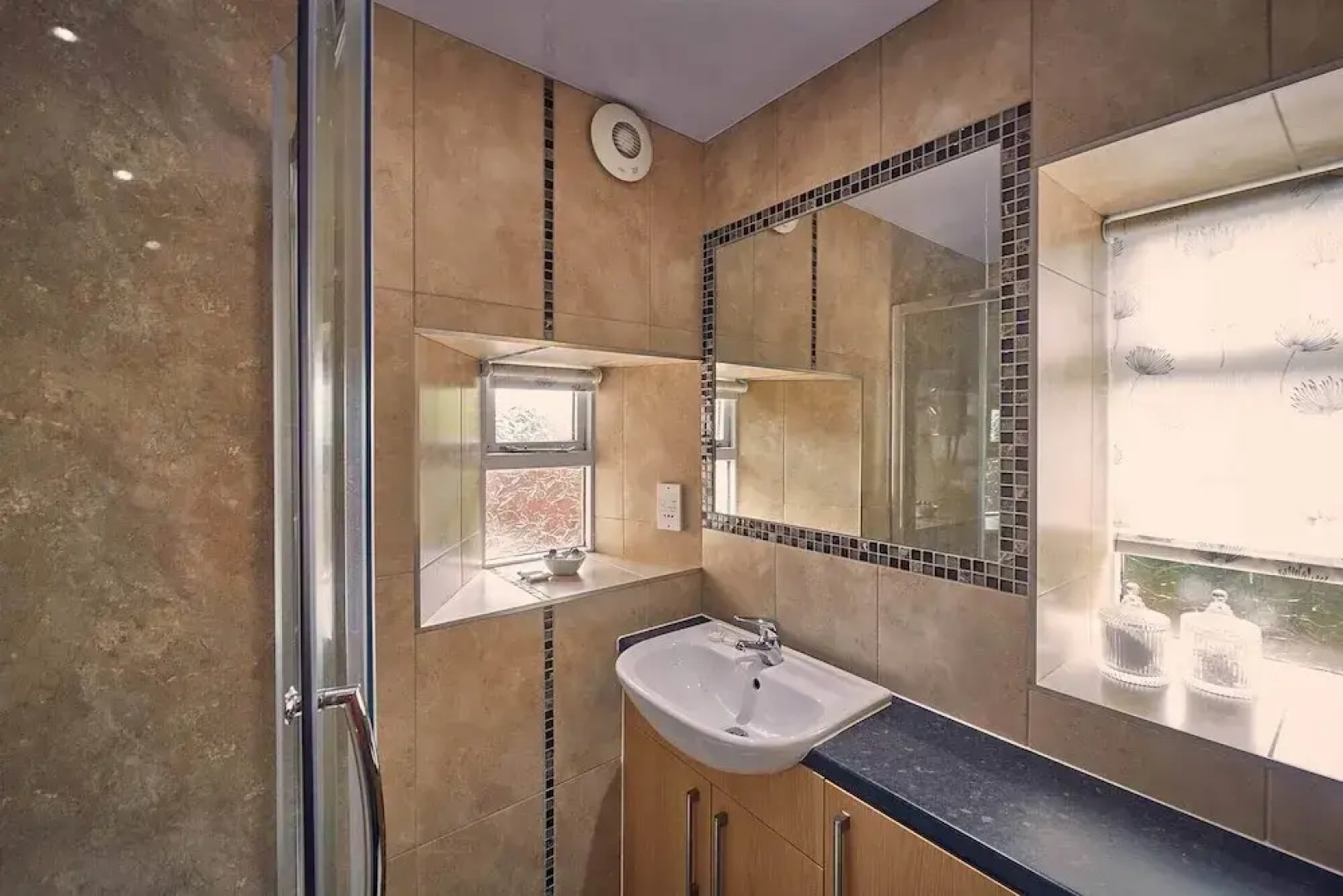 Host Stay No 6 Tulip Cottage