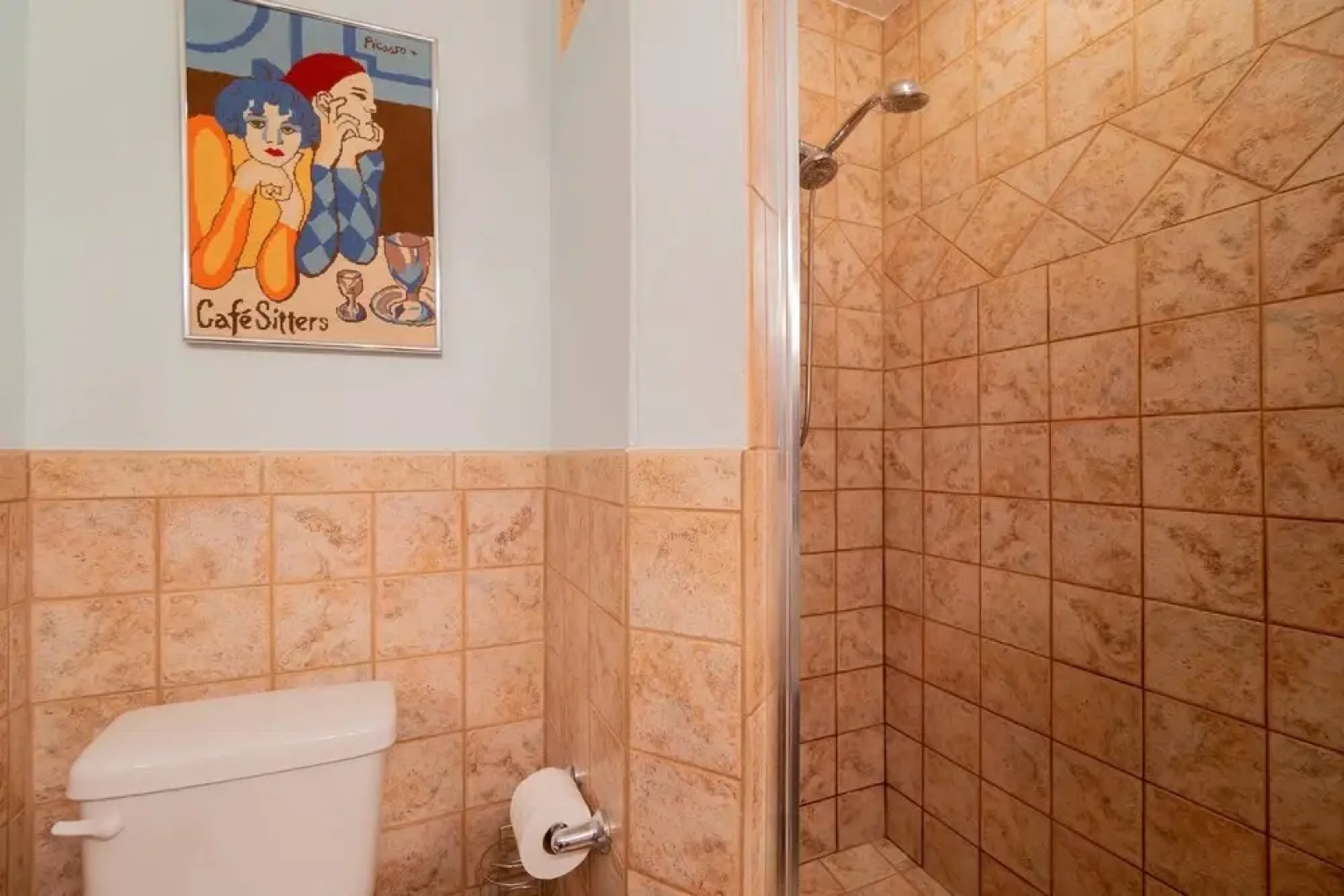 The Secret Garden - The Cottage Near Beach, Shops, Restaurants, Pet Friendly, Close to Lucerne Ave!