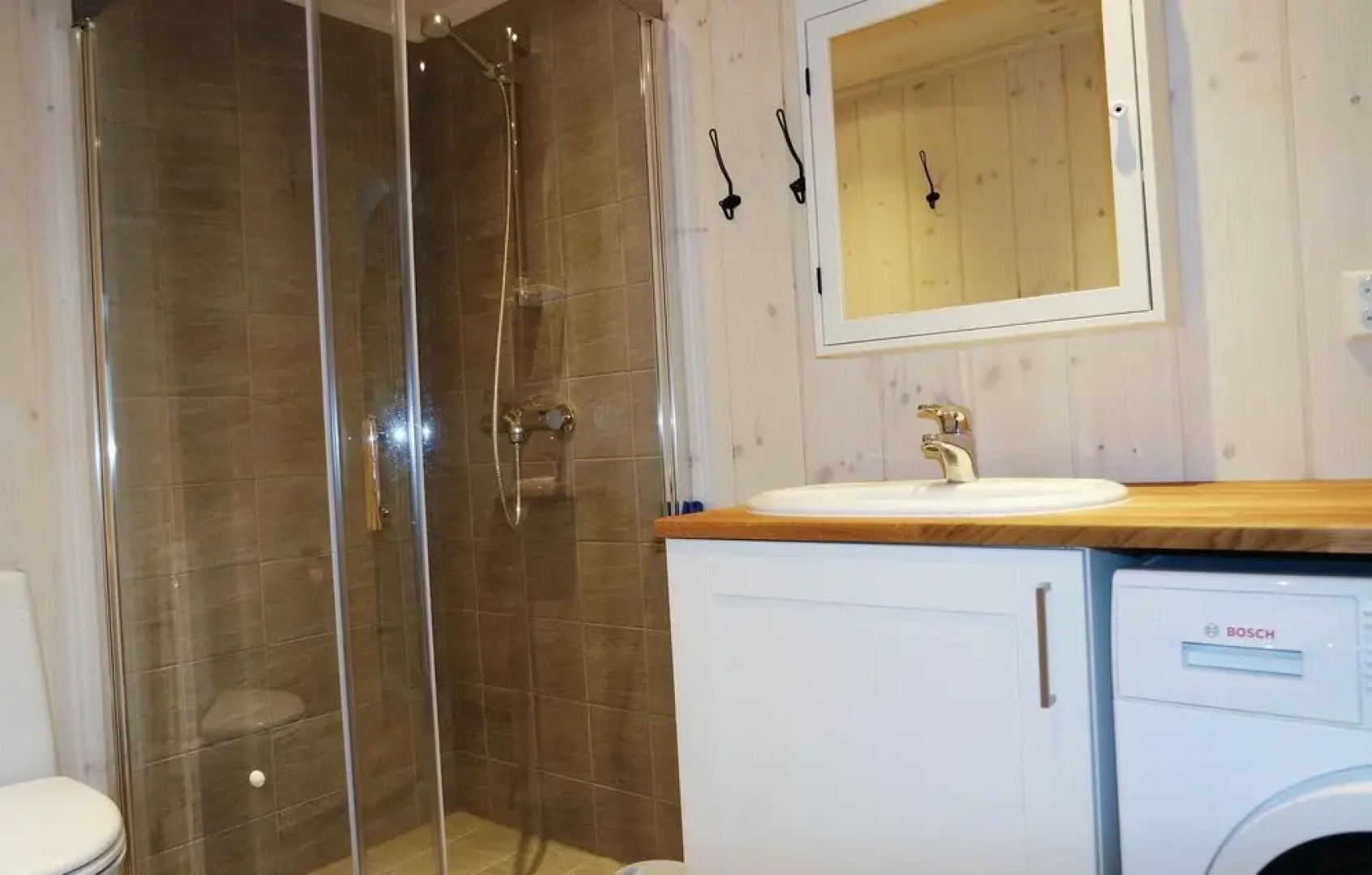 Stunning Home in Lillehammer With 4 Bedrooms and Wifi