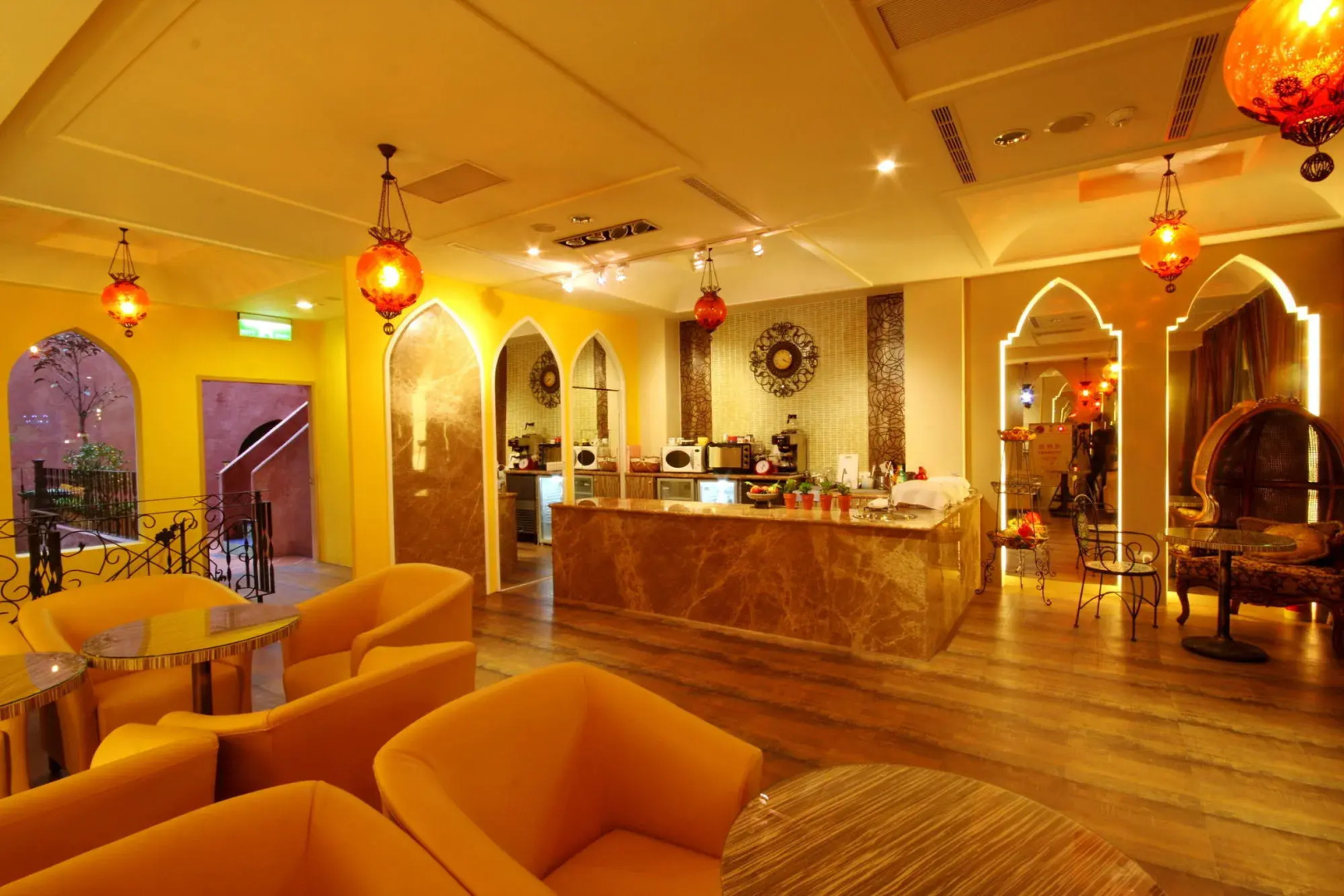 Moroccan Holiday Suite