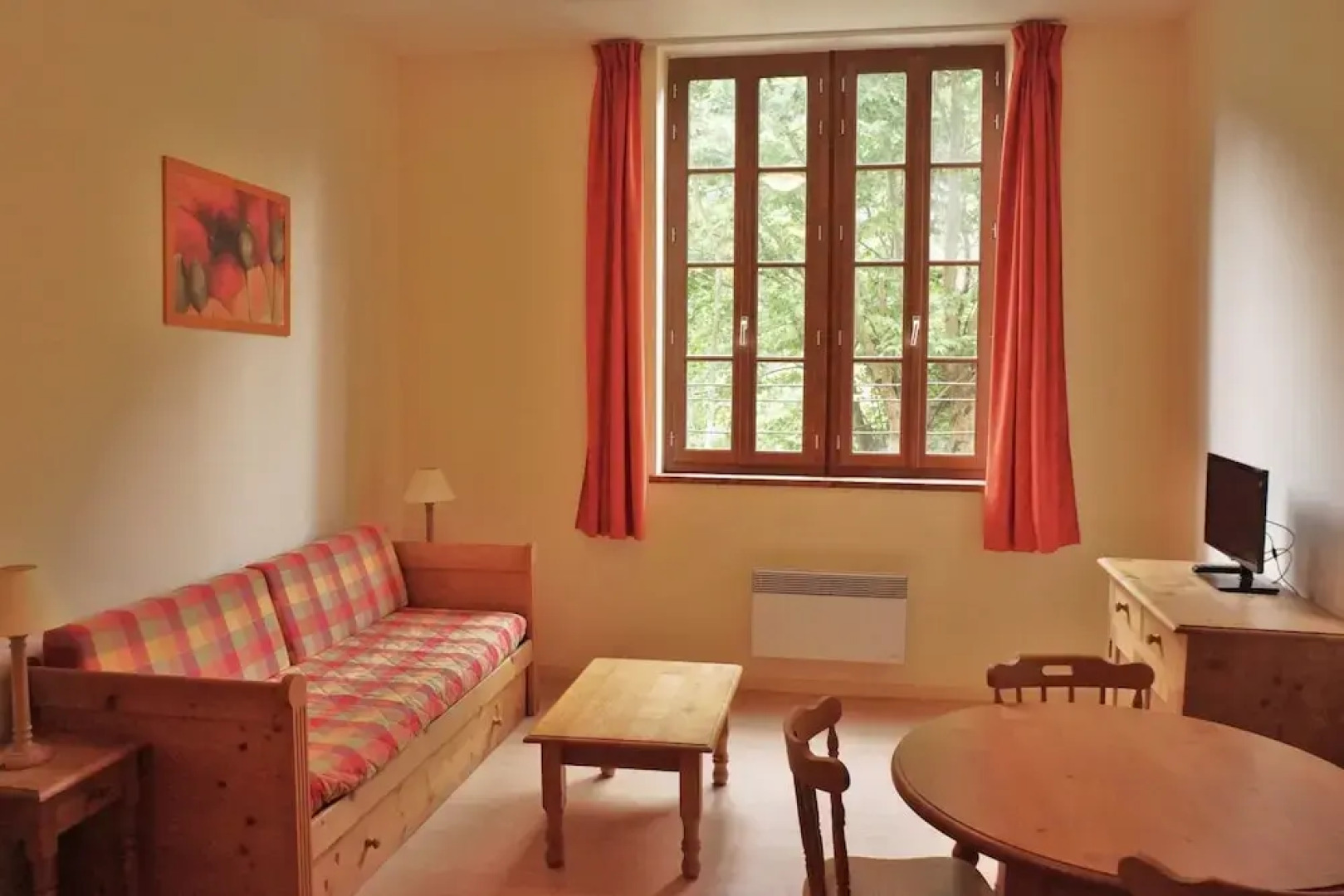 Logement n103 4pers face aux Thermes