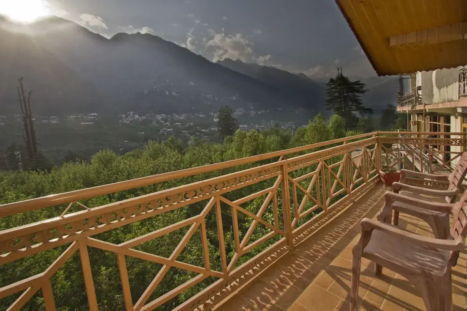 OYO 8866 Mountain Face Cottage